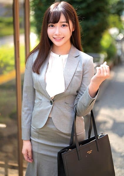 Had First-time Sex With Koharu (25), Who Usually Works For A Cosmetics Company. And Rest