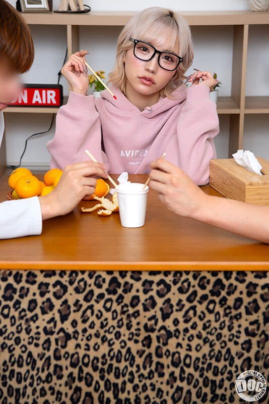 VR] "It's Cold And Dull And I Can't Get Out" - Clos