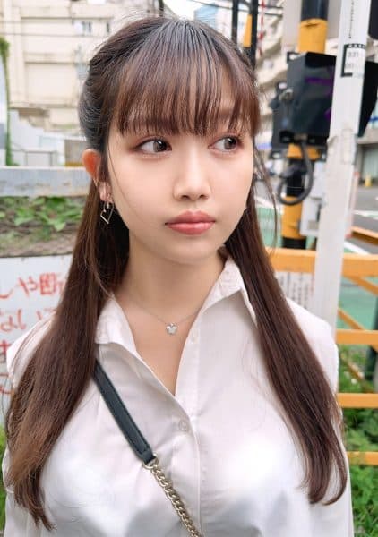 Brown Skin And Big G-cup Breasts Are Distinctive, Unlike Japanese People. This Time We Meet At The End Of University And