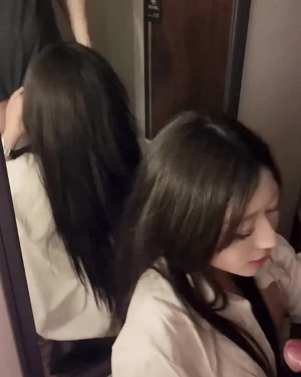 Xb-2097 和壞哥哥回酒店對 Mirror 啪摪authored Head-to-mouth Communication