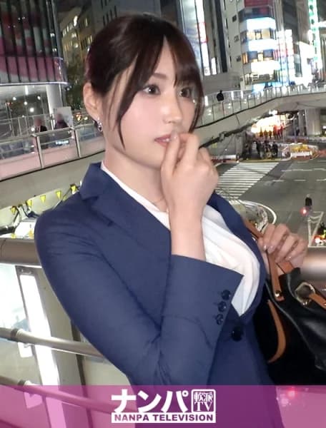 There's A Certain Allure To Picking Up Women. It's Not Like That Certain Comedy Award Show That Takes Place Every Year At The End Of The Year, But It's An Open Secret. [Reduce Mosaic]