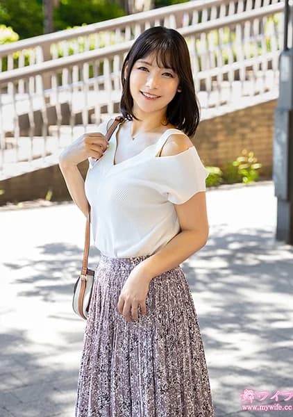 Mao Has Been Married For Three Years. With Her Dignified Features And Mature Allure, She Has Actually Been Without Sexual Activity For Two Years.